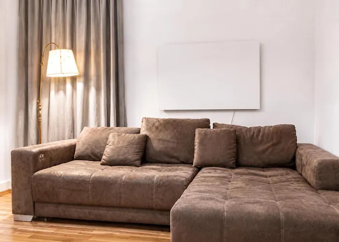 Comfortable 3-bedroom Setup In 2 Neighbouring Vienna